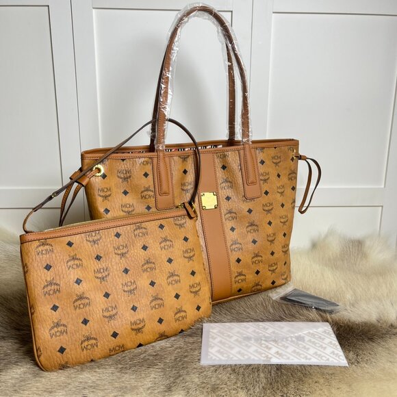 ❤️MCM Medium Tote Bag - Picture 8 of 9